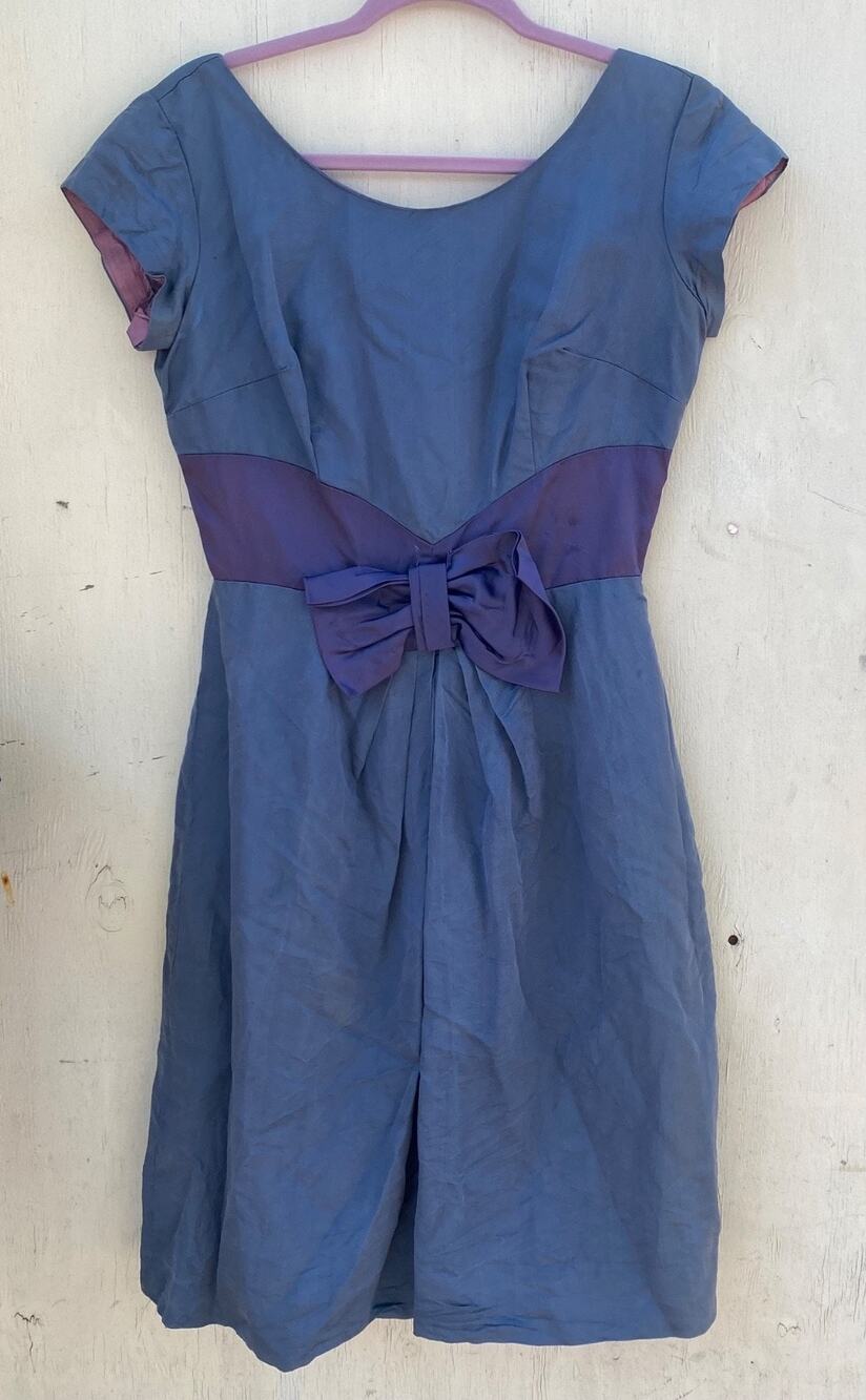 Vintage 1950s Party Dress Bow Waist Detail Lined